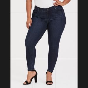 Bombshell skinny jeans SHORT INSEAM LENGTH